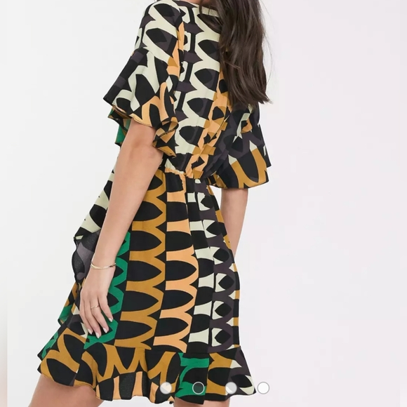 *HOST PICK* AX PARIS RETRO PRINT WRAP MINI DRESS SIZE 6 - Picture 4 of 8